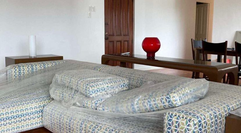 01a10cd6d2f5094e0d2e10332e720017