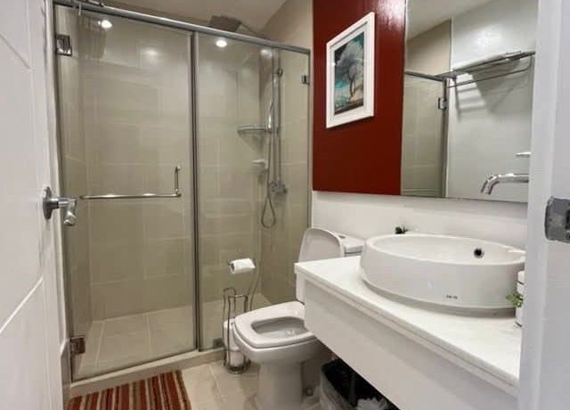 064ed82bf8d8d57bbe5f16557a1e7218