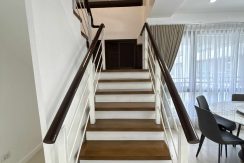 0acd2db0191847954150db78b15b3323