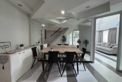 0b47f63b0de8add86cbaea41382cf651