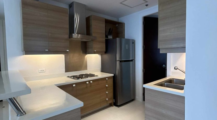 1d431c4acb3d05ebd46c6037222e3bff