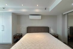 1d857f5a44cfe5d3f9852dfb9964be43