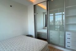 2261a73c12ce64c5a9666209a3089951