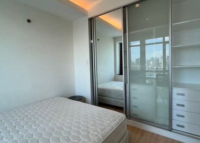 2261a73c12ce64c5a9666209a3089951