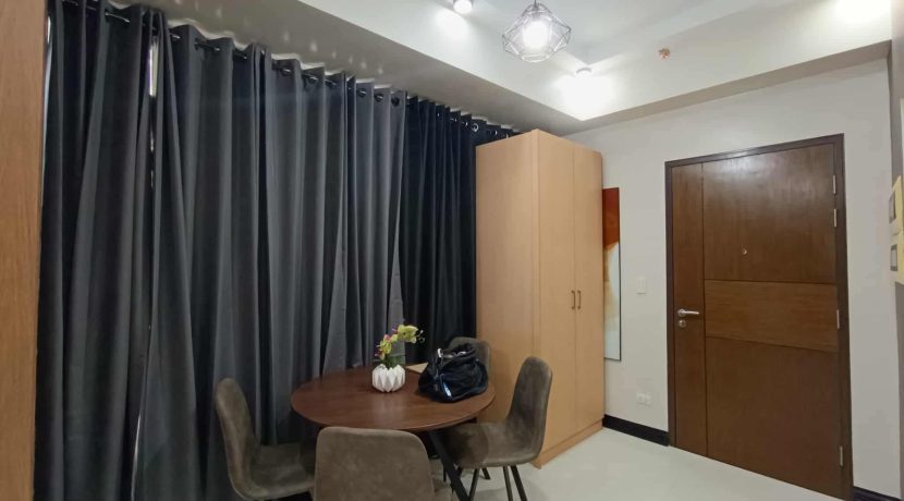 28e28e7b34f0e3c26e18674c73ba15b2