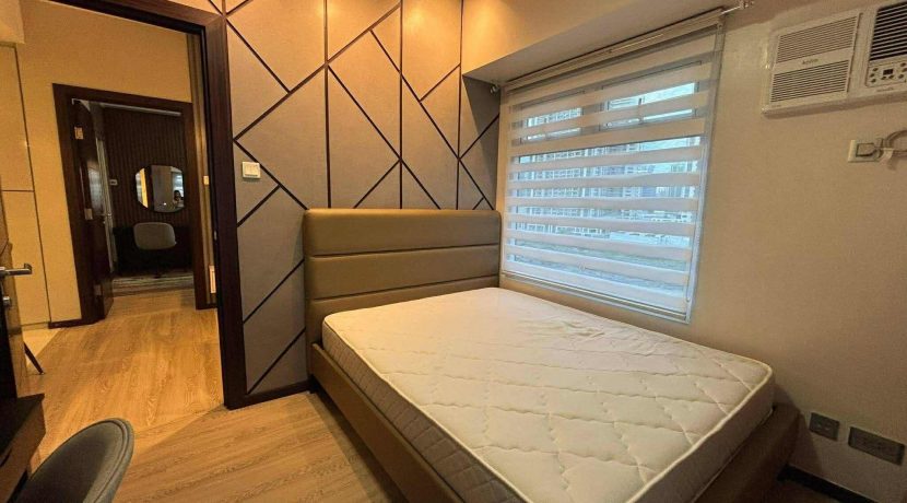 2d4d628fd45336f5b3ca1c8965d66f9f