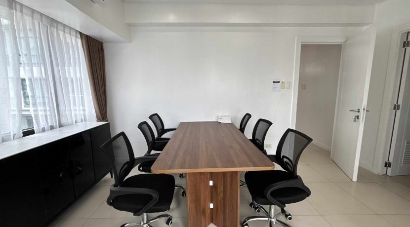 4367ad63f6509812196a0be96fceab11