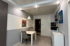 4391daf94adb4aace548f784f7fb43b9