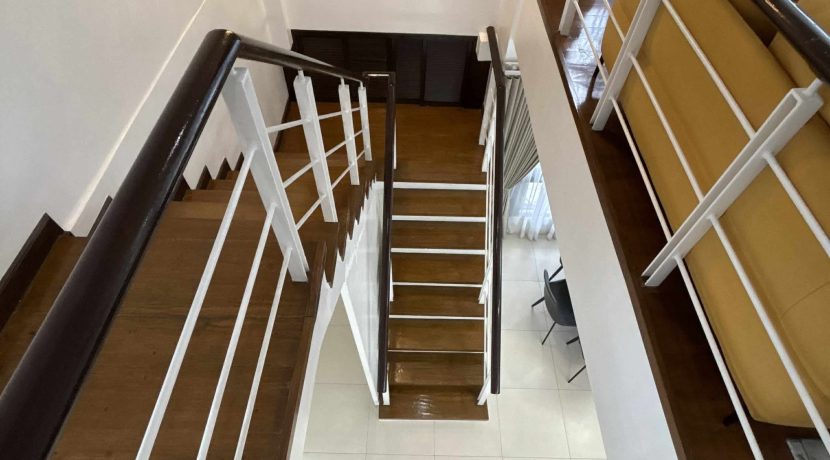 4bce76918beac3ab609e2d20ceb0ae51