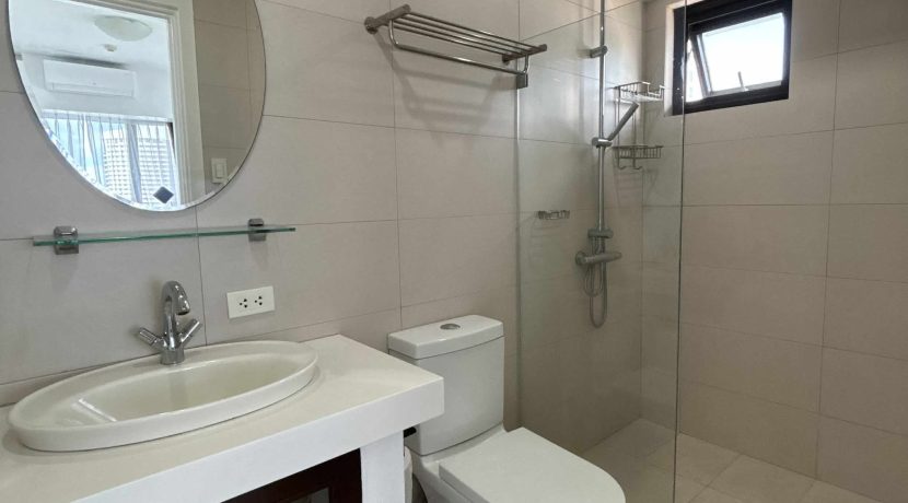 4e44a82ca484b1d6647387a7f3332eab