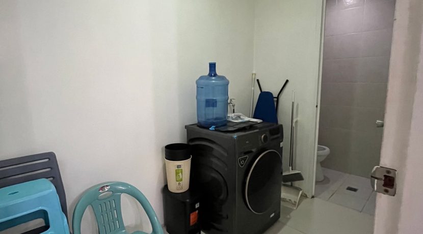 6684adf93a9ad97162ac212b803ed3a5