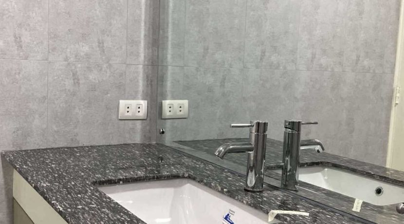 86a90e40700cba54b32912af498653cf