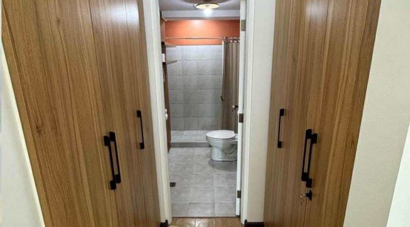 86ea653e7026dcb5973d71c8b9d08af5