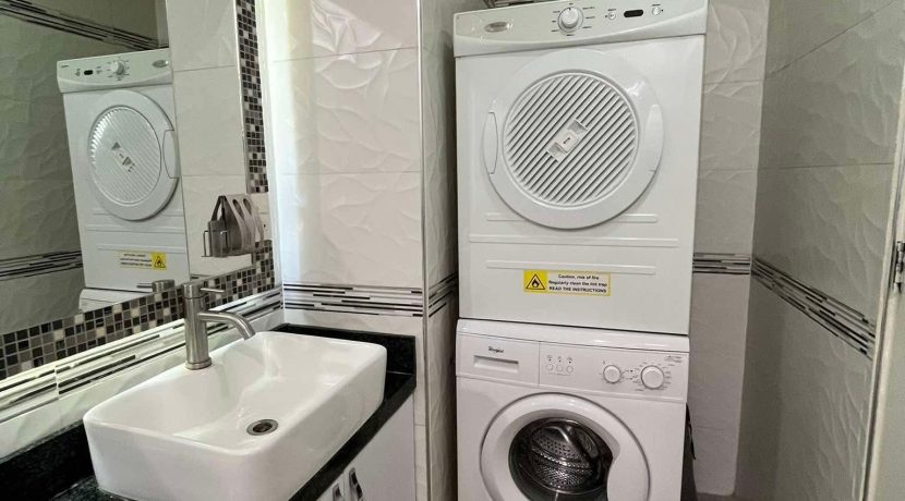 87e3f38c2821efa3082c5e7c145a527f