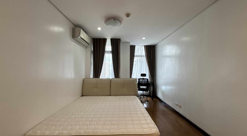 8dae8dc28ab1d4ae75be2e73af15700f