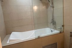 b430512d2d0bed3104cfadb3295d9f1f