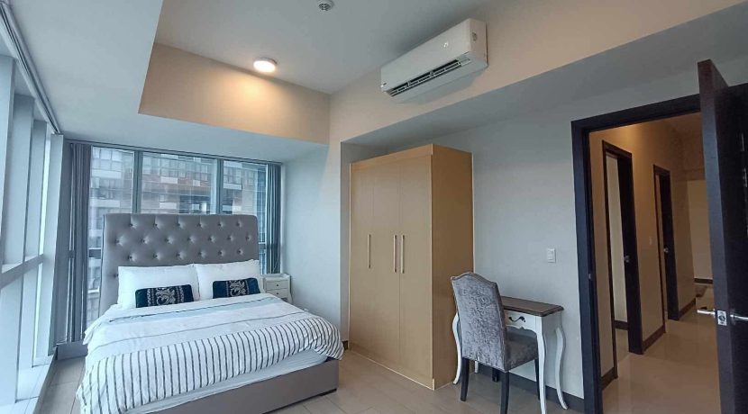 c03f537b915a646a038f57eea0f30ab8