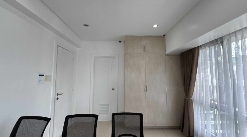 c6f5cf2d9c34f46bae6ee76cfa4fb70f