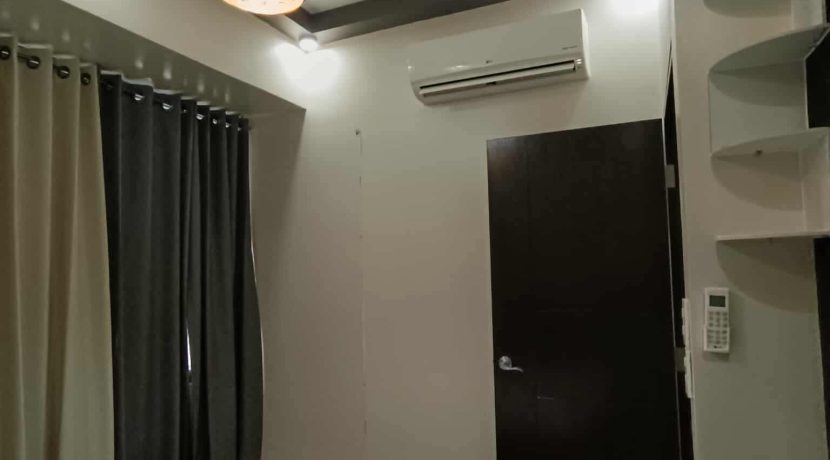 d1682dce9bd82f3f0ccfb5907176b32b