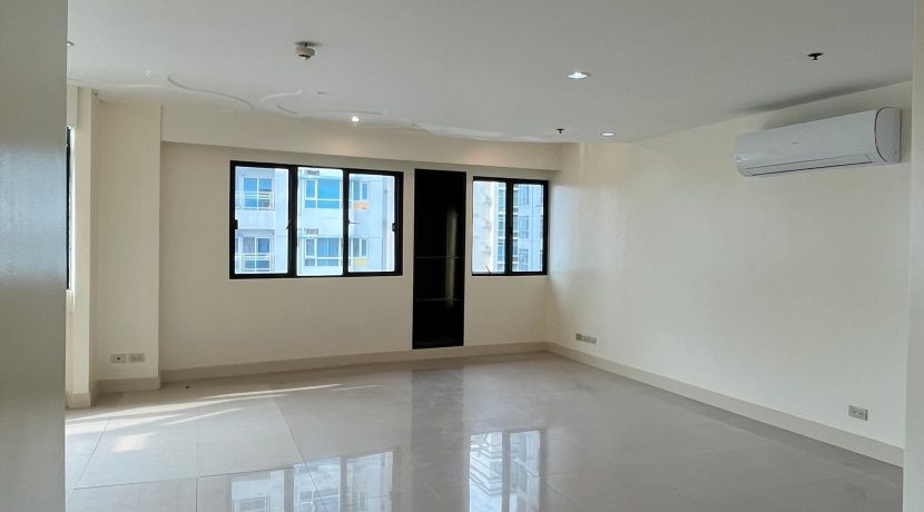 d6cdcae97720b1ff6337f9a4bbad2103