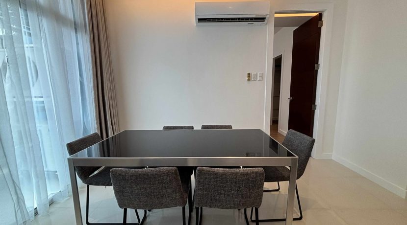 d7e78466e867cc14e45e108f5989bad3