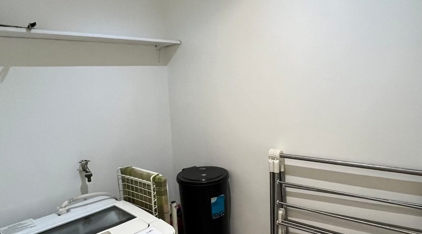 e8932b0599019283b150bd8edf00833f