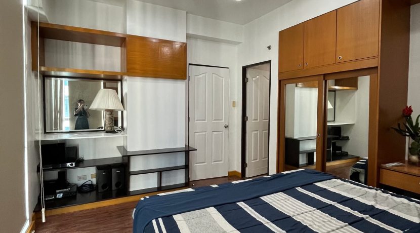 f6afd573f7b22bd6b8604c5e93d33501