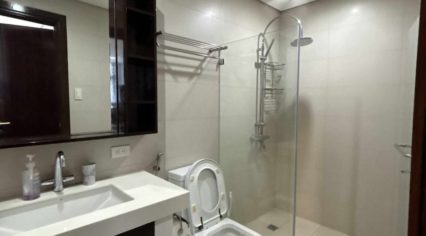 fe0bc0599278b1240f576b9bd5e8d765