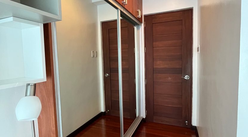 00479d89bfff30a78da25fc7c97ca2c3