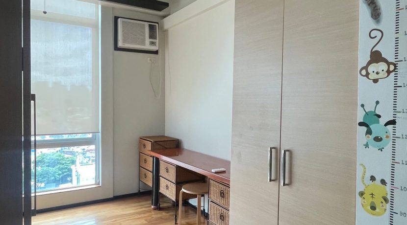 13a43287a8b9c0a1b0a8ef8e4392dc84