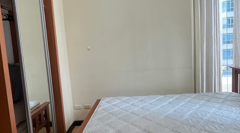 13b134911e0d22c7f9143a4c1fa68182