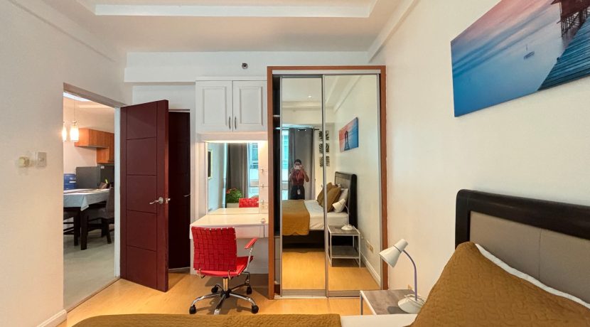 24d280653614c7a08186ab5d535a57f4