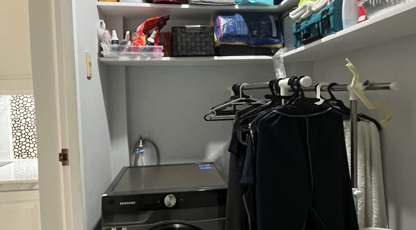 25c366eb960611ecaf7c9c0d71d6e28b