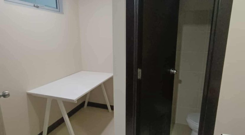 2f0d4220171dcac19f04a0af4330c8f9