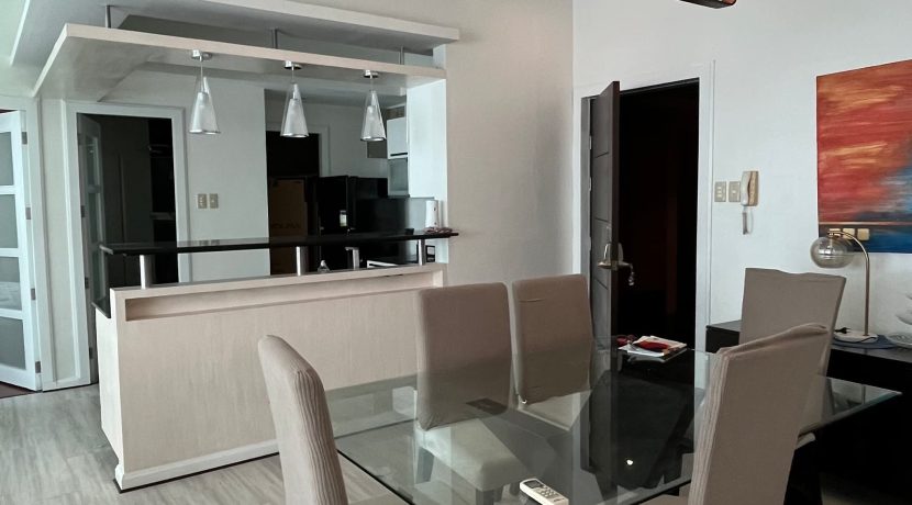 353bb8acf7c044e2a3d31adf514b1057