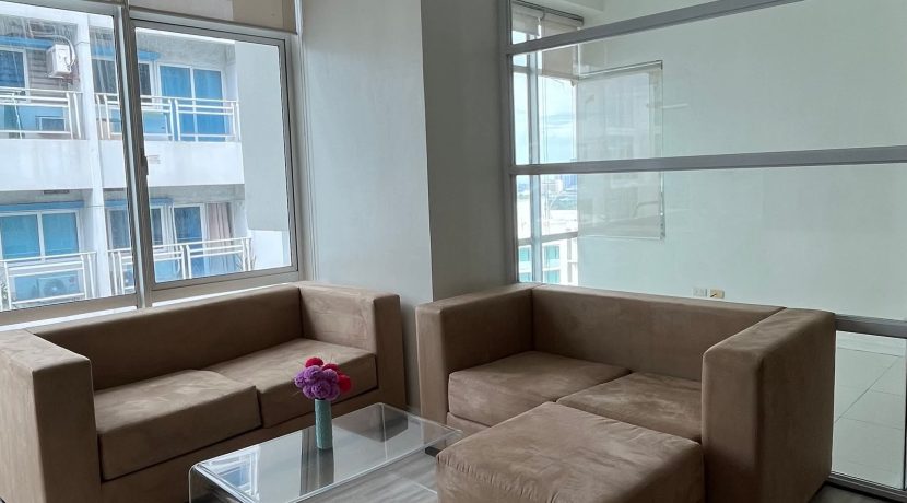 38c5e741a4859f7afc16d76832565862