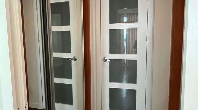 4c3385ae5b43474062a053bb235fc389