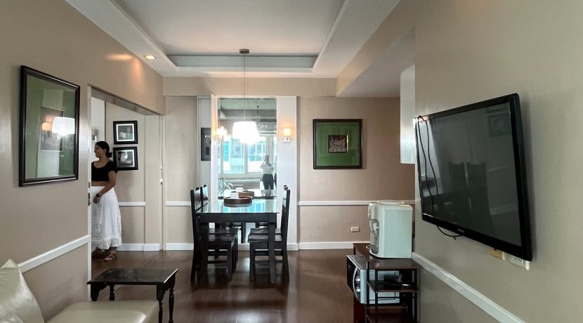 4eb37a0e15b462fe726d9dfd5d1cdbd8