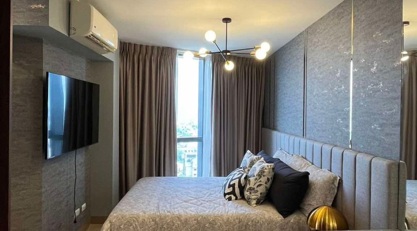 531b9a51725e4a9c5371d9d5c37899f8