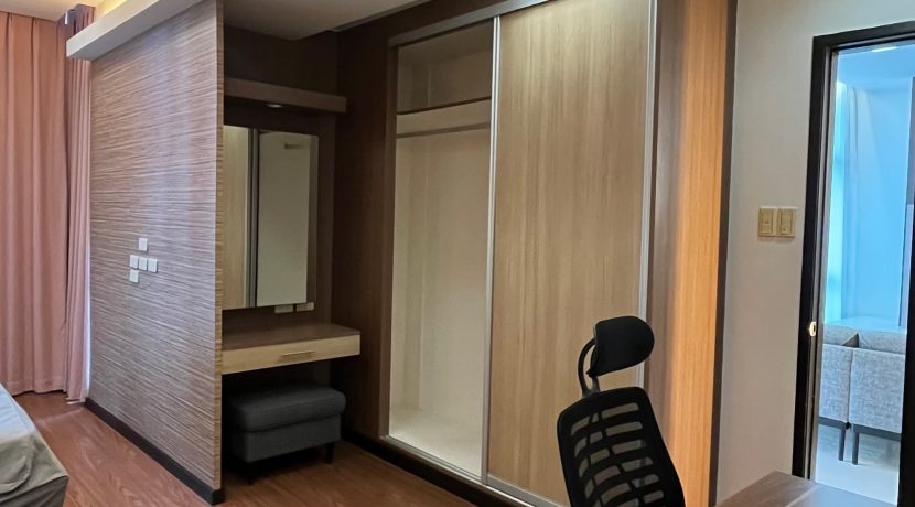 5d80e184154e19a4aa4129438941e3f5