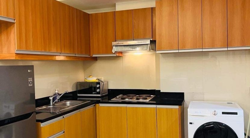 6da238a4ecd0badac085416f22ac9a61