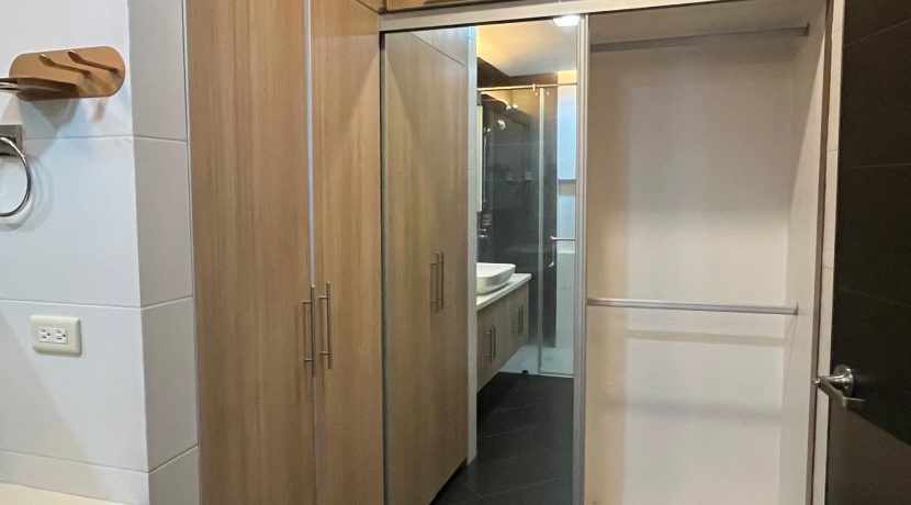 7a858d3d9cc9ef8ad1efe85371d8ab86