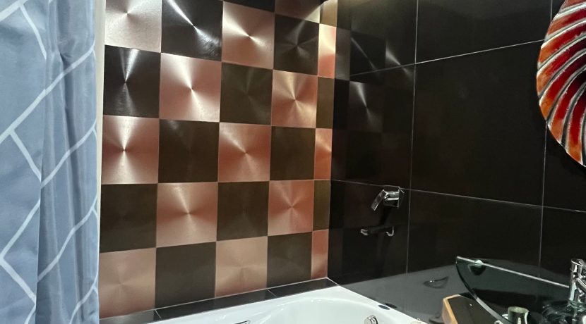 813144c847170d2e8d55d3051ffd406b