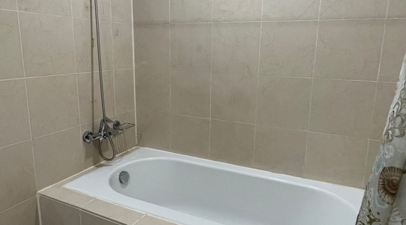 9c5bfb3a8e41273cd9d68c710be99263