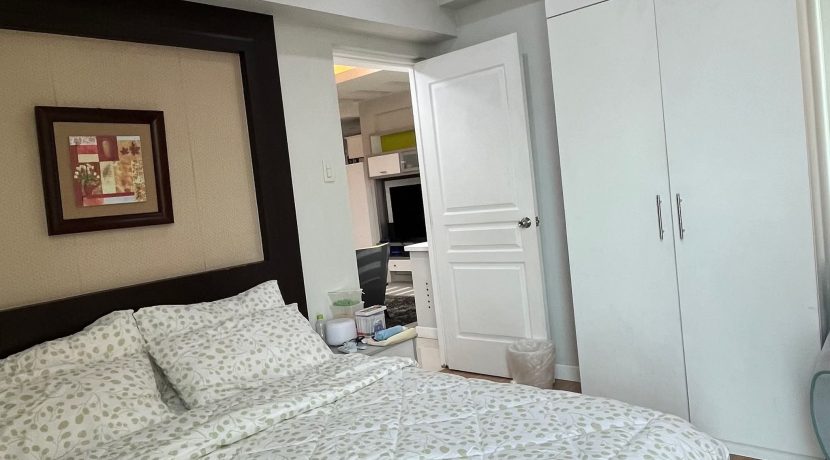 b06e467df06446be617d6c786e4d4cb4