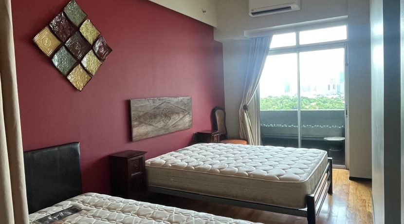 b740a87844d65cbaa017a5e2610eee3d