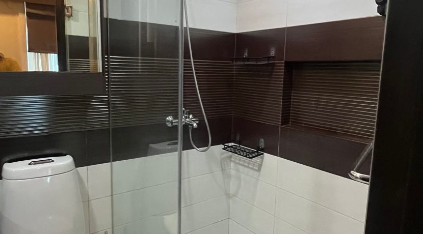 bfb5afdc5aac4c2935aea1a8bc14ddf1