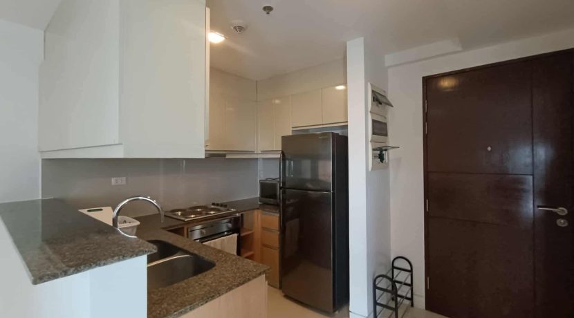 ea92e97cb70d7a25009708e9d5ef6a01