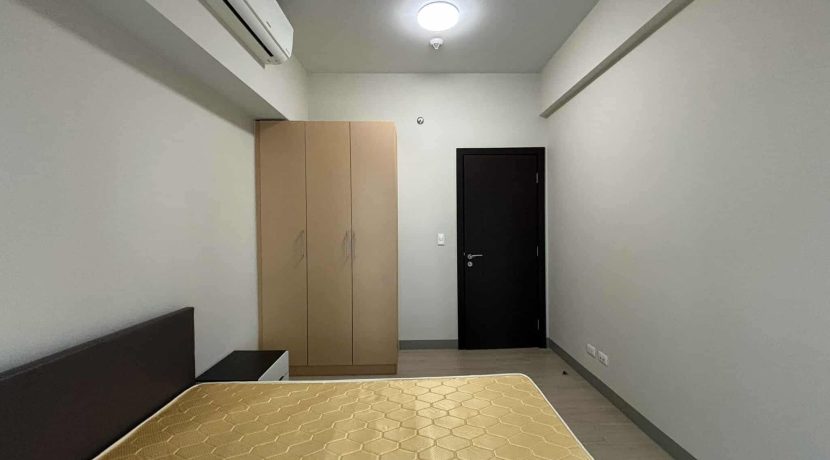 f306c369d5ef8e8834bbecf32d43e14e