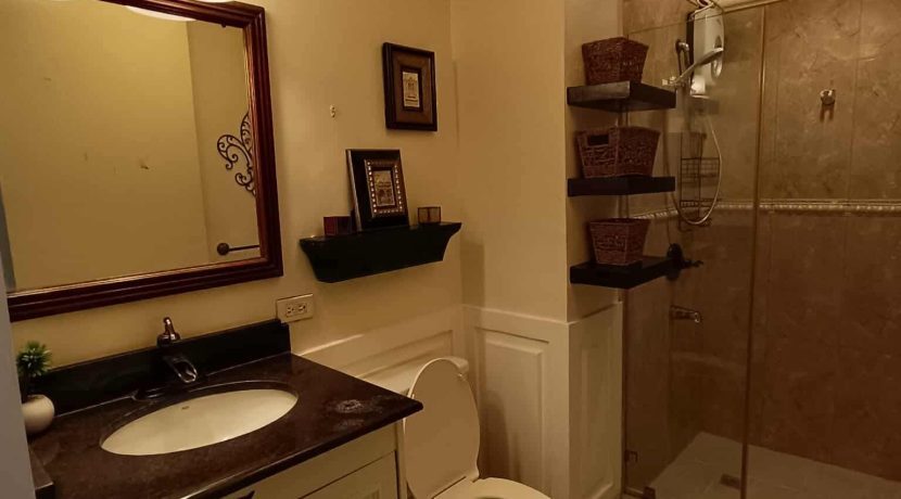 26d47c32a50e4549e1928924e0dbb380